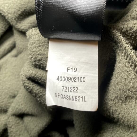 The North Face Boys' Gray, Green & Black Fleece - L - Picture 11 of 11